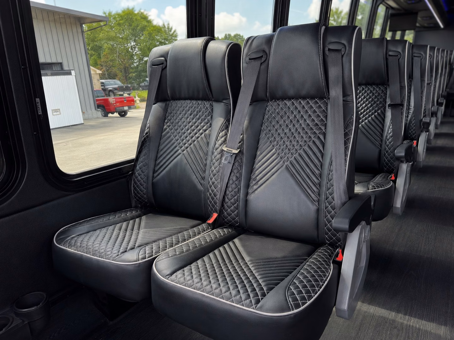 book prom transportation in sandy springs or any city nearby
