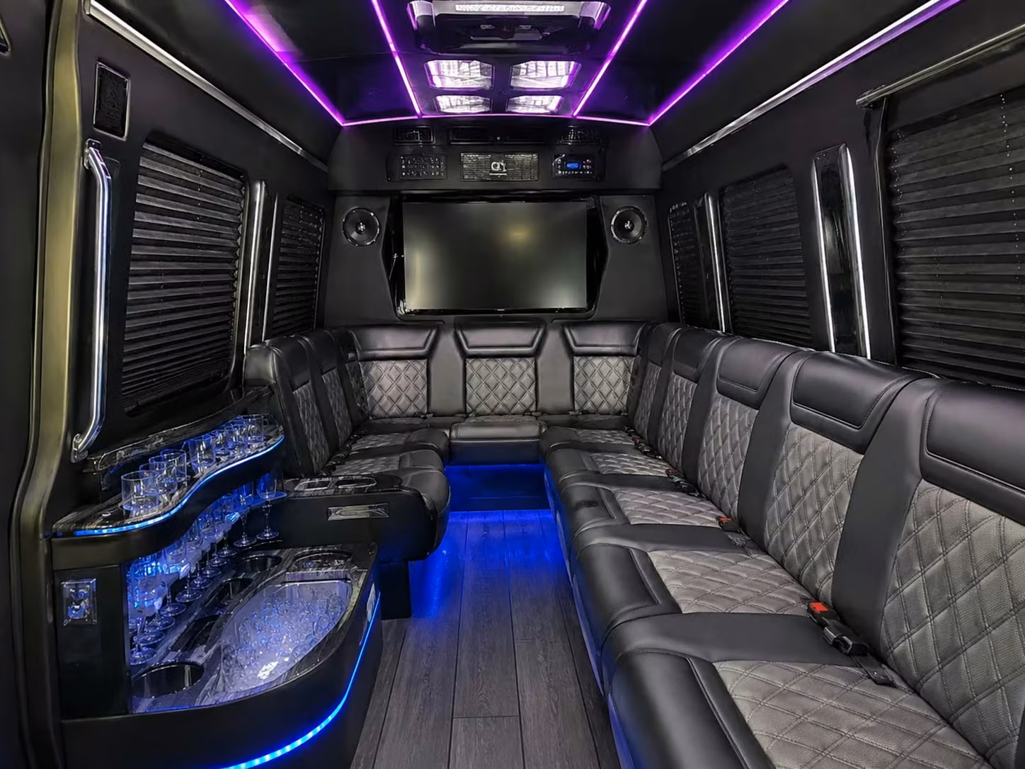 busrentalsandysprings com is the go to for state farm arena hawks and dream game day transportation