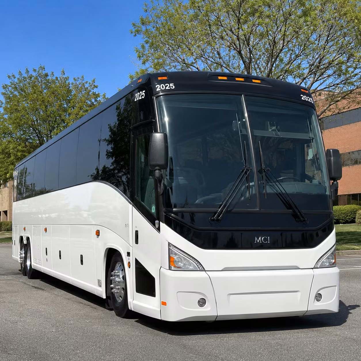 sandy springs groups ride to ameris bank amphitheatre without the parking headache